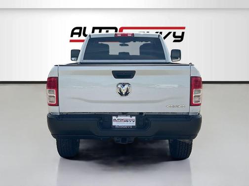 Bright White Clearcoat 2023 RAM 2500 Tradesman Crew Cab 4x4 8' Box