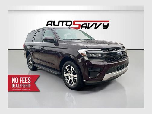 JEWEL RED MET TINTED CC 2024 Ford Expedition XLT