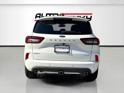2023 Ford Escape ST-Line Elite