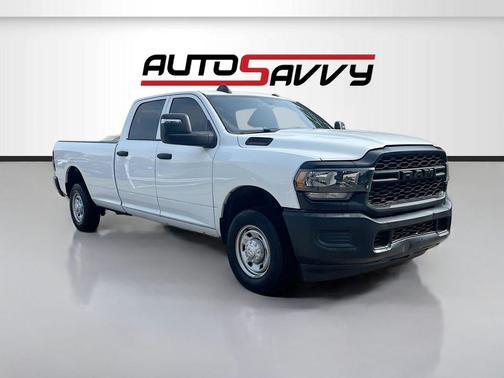 2024 RAM 2500 Tradesman Crew Cab 4x2 8' Box
