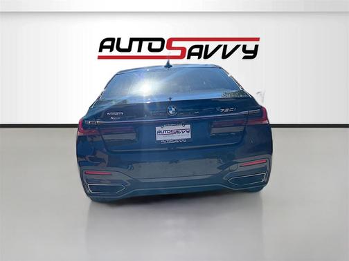 2022 BMW 750 i xDrive