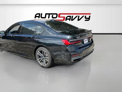 2022 BMW 750 i xDrive