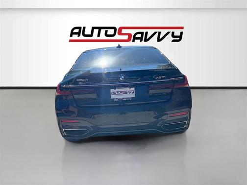 2022 BMW 750 i xDrive