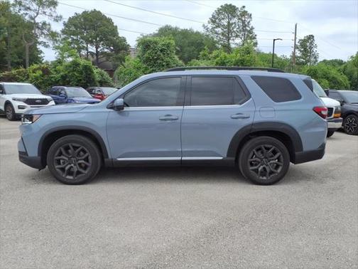 2023 Honda Pilot AWD Elite