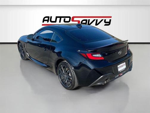 2024 Toyota GR86 Premium