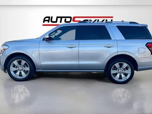2024 Ford Expedition Platinum