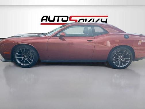 Sinamon Stick 2022 Dodge Challenger R/T