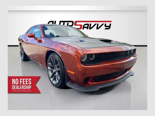 Sinamon Stick 2022 Dodge Challenger R/T