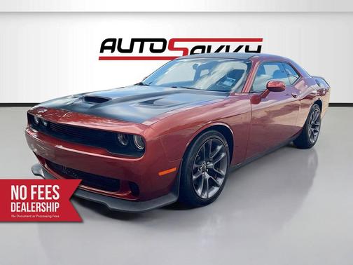 Sinamon Stick 2022 Dodge Challenger R/T