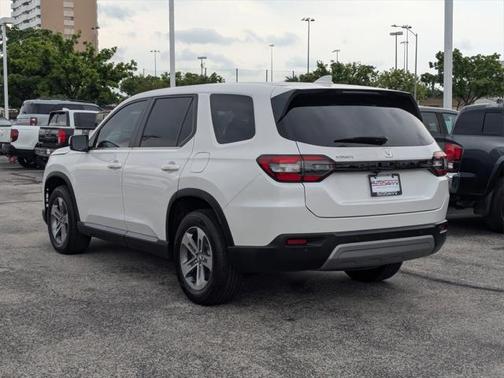2024 Honda Pilot EX-L 7 Passenger