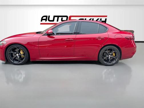 2018 Alfa Romeo Giulia Ti Sport