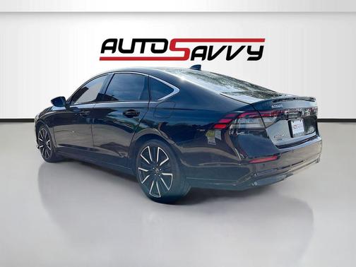 2025 Honda Accord Hybrid Touring