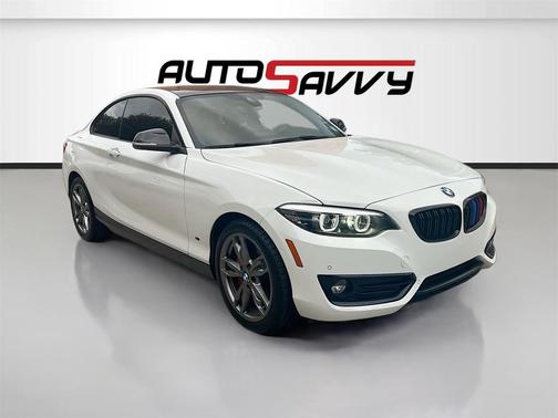 2019 BMW 230 230i