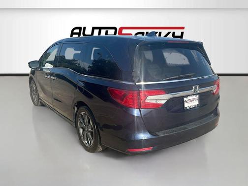 Obsidian Blue Pearl 2024 Honda Odyssey Elite