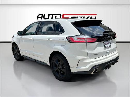 2020 Ford Edge ST