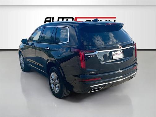 2025 Cadillac XT6 Luxury AWD