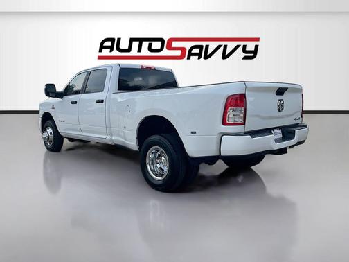 2024 RAM 3500 Big Horn Crew Cab 4x4 8' Box