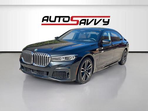 Black Sapphire Metallic 2022 BMW 750 i xDrive