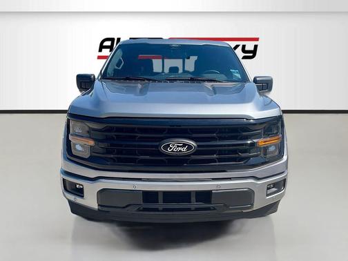 ICONIC SILVER METALLIC 2024 Ford F-150 XLT