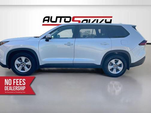 Wind Chill Pearl 2025 Toyota Highlander LE