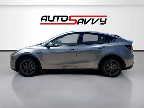 Stealth Grey 2025 Tesla Model Y Long Range Dual Motor Rear-Wheel Drive