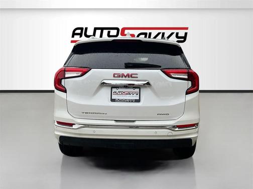 2024 GMC Terrain Denali