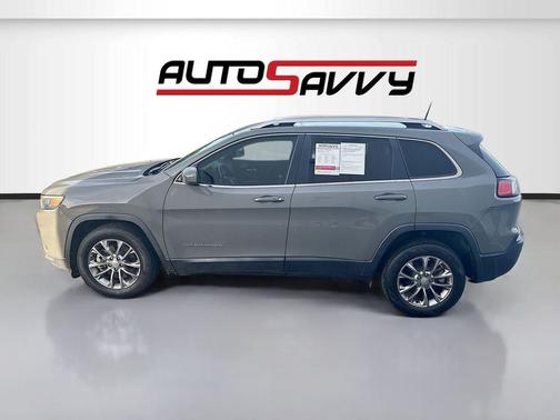 Sting-Gray Clearcoat 2021 Jeep Cherokee Latitude Lux