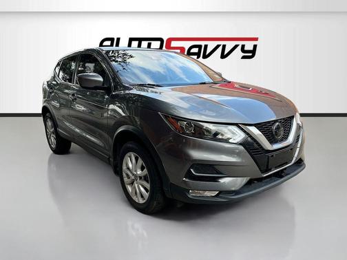2022 Nissan Rogue Sport S