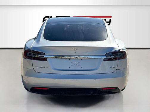 2018 Tesla Model S 75D