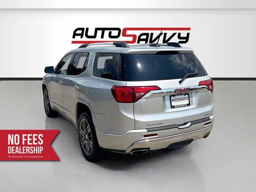 Quicksilver Metallic 2019 GMC Acadia Denali