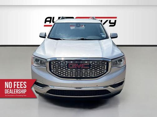 Quicksilver Metallic 2019 GMC Acadia Denali