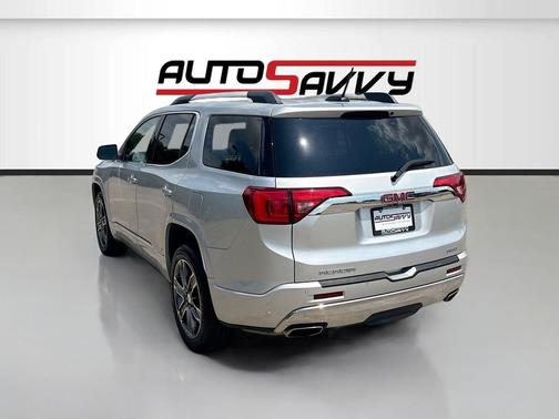Quicksilver Metallic 2019 GMC Acadia Denali