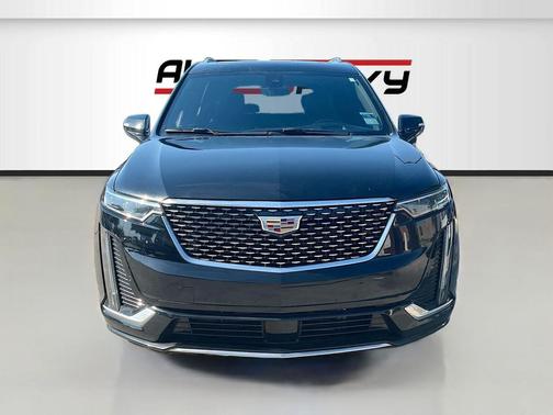 Stellar Black Metallic 2023 Cadillac XT6 Premium Luxury AWD