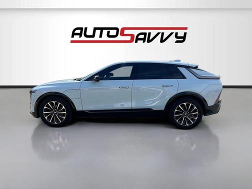 Nimbus Metallic 2025 Cadillac LYRIQ Sport