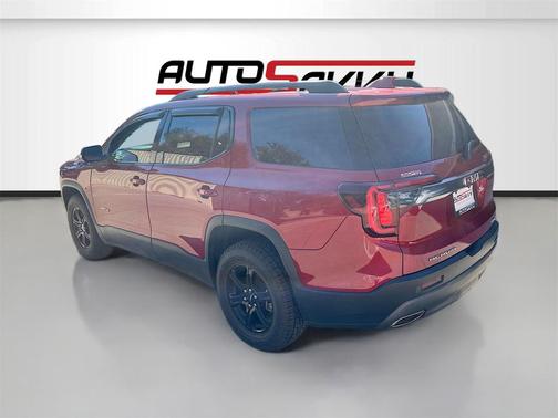 2023 GMC Acadia AWD AT4