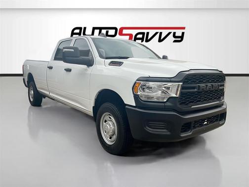 2023 RAM 2500 Tradesman Crew Cab 4x2 8' Box