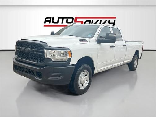 2023 RAM 2500 Tradesman Crew Cab 4x2 8' Box