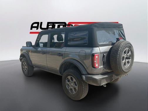CARBONIZED GRAY METALLIC 2022 Ford Bronco Badlands