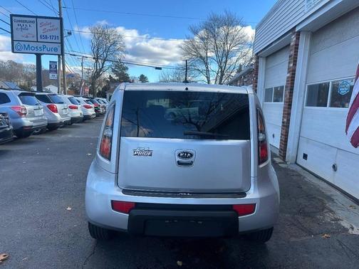 2011 Kia Soul +