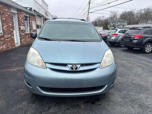 2008 Toyota Sienna LE