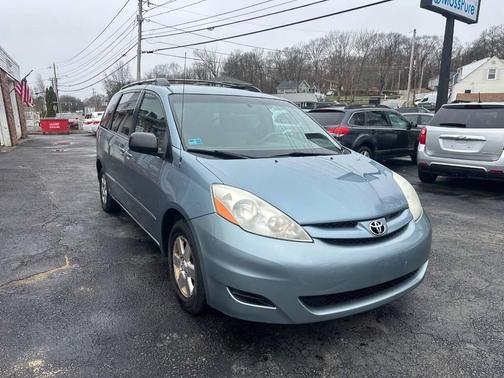 2008 Toyota Sienna LE