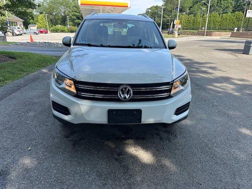 2017 Volkswagen Tiguan 2.0T Wolfsburg Edition