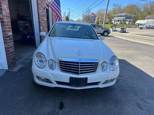 Arctic White 2008 Mercedes-Benz E-Class 4MATIC