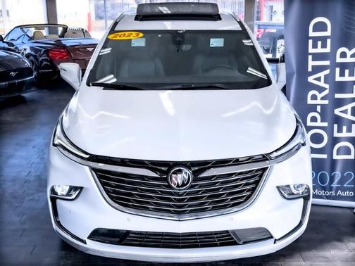 2023 Buick Enclave Essence