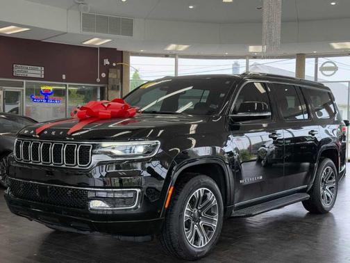 2024 Jeep Wagoneer Base