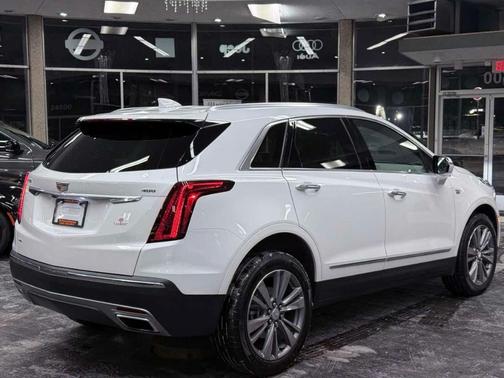 2025 Cadillac XT5 Premium Luxury