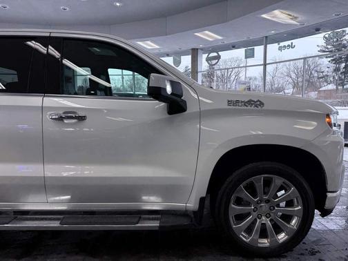 2019 Chevrolet Silverado 1500 High Country