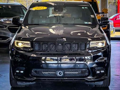 2021 Jeep Grand Cherokee SRT