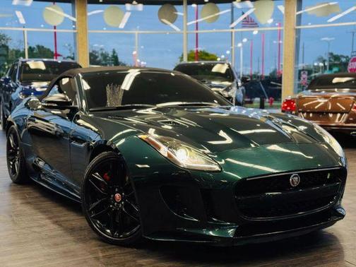 2016 Jaguar F-TYPE R