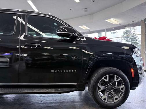 Diamond Black 2024 Jeep Wagoneer L Series III